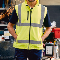 bodywarmer jaune fluo porté